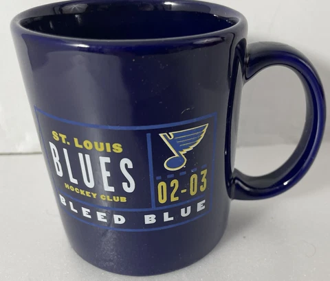 St Louis Blues 16th Annual Maxwell House Coffee Cup Mug Bleed Blue 2002-03 Cover