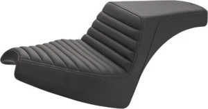 Asiento negro Saddlemen Step Up con delantero y trasero liso Tuck-n-Roll (I21-04-171) - Imagen 1 de 1