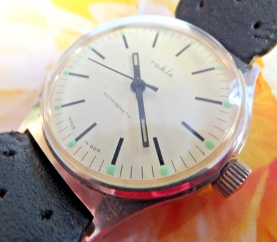 Reloj de cuerda manual Ruhla RDA modelo tardío Foto 1 de 4