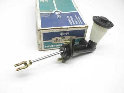 Cilindro mestre de embreagem ARI 23-22307 para 1974-1976 Toyota Mark II - Imagem 1 de 3