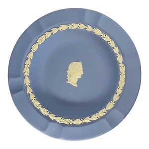 Cenicero de cigarros vintage Wedgwood azul jaspe Julio César plato de baratija 7" - Imagen 1 de 4