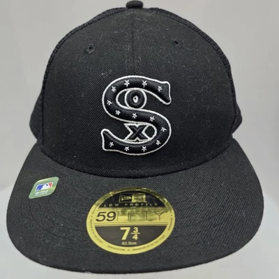 New Era Chicago White Sox 59FIFTY Low Profile Fitted Hat 7 3/4 Black Mesh Stars - Image 1 of 4