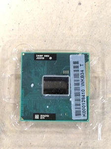 Intel Mobile B800 Sockel G2 SR0EW Prozessor  - Bild 1 von 2