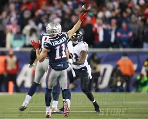 Julian Edelman New England Patriots Throwing Touchdown 8x10 11x14 16x20 4290 - Picture 1 of 1