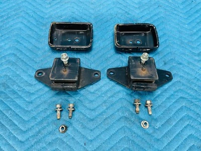 Montaje de motor delantero Lexus LX470 Land Cruiser con pernos par derecho y derecho 1999-2007 OEM Foto 1 de 4