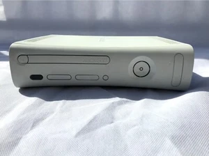 Microsoft Xbox 360 Console Bundle W/ Controller & 2 Games ~ TESTED + CLEANED - Picture 1 of 5