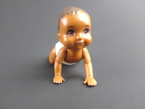 Barbie Skipper Babysitter Inc Brown Eye Crawling Baby Doll Figure Toy Cover