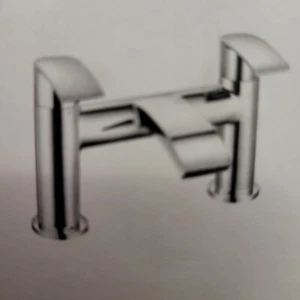 Chrome Peak Bath Filler - **BARGAIN** - Picture 1 of 4