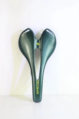 Road/Mountain Bicycle Seat Carbon Fiber Bike Saddle Ultra Light Cushion 7x9mm - Image 1 of 4