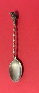 Gedrehter Griff Rikscha Sterlingsilber 6,8 g 3,75" Souvenir Löffel - Bild 1 von 6