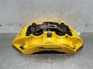 22 2022 MASERATI LEVANTE MODENA S BRAKE CALIPER FRONT RIGHT PASSENGER YELLOW - Picture 1 of 12