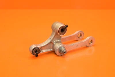 02 KAWASAKI KX125 KX 250 KX250 OEM ЗАДНИЕ АМОРТИЗИРУЮЩИЕ ЗВЕНЬЯ СОЕДИНИТЕЛЬНЫЙ РЫЧАГ В ХОРОШЕМ СОСТОЯНИИ - Изображение 1 из 4