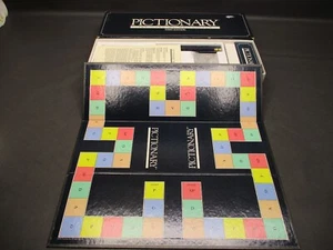 1985 Pictionary 1st Edition Charades Game Of Quick Draw Complete *READ* - Picture 1 of 8