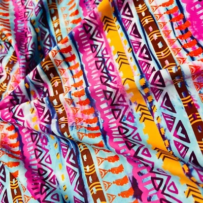Tela étnica multicolor estampada spandex elástica 60" de ancho por yarda para trajes de baño Foto 1 de 4