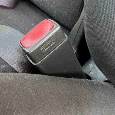 GMC SIERRA 1500 2007-2013 asiento del conductor delantero hebilla solamente (asiento opcional A95) Foto 1 de 4