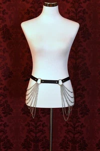 Körperkette - Gürtel mit Ketten - Harness Fetisch Kunstleder Bondage - Bild 1 von 11