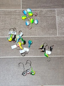 Jig Head And Various Other Hooks Lot Of 20 (Not All Are Weighted)  - Picture 1 of 6