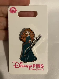 Disney Pin PRINCESS * MERIDA * BRAVE * BOW * ARCHER New On Card - Picture 1 of 4