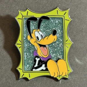 Disney 2025 Halloween Calendario dell'Avvento Spilla Conto alla Rovescia LE 1000 Plutone - Foto 1 di 1