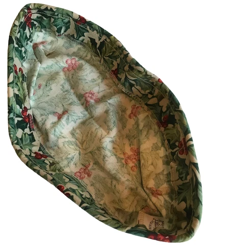 Longaberger Basket Liner for Cracker/Muffin 100% Cotton Holly Berry Made in USA Cover