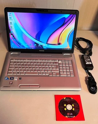 Notebook  17 Zoll Toshiba Satellite L555 - Windows 10 pro - Top Zustand - Bild 1 von 4