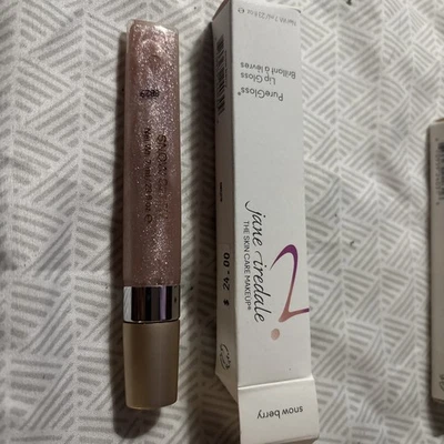 Brillo de labios hialurónico Jane Iredale HydroPure Snow Berry. Brillo de labios Foto 1 de 4