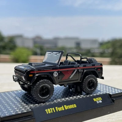 1971 Ford Bronco 1:64 Black Alloy Diecast Model Truck 4x4 Vintage - Image 1 of 4