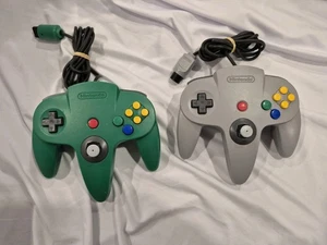 N64 Controllers Authentic Lot of 2 Green & Grey- Tested, OEM Nintendo 64 - Picture 1 of 5