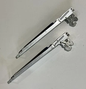 (Get 2) Frigidaire Range Oven Door Hinge 316406910 (Get 2) - Picture 1 of 1