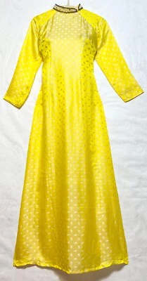 Ao Dai BT-343 Lua To Tam Ha Dong Talla XL Amarillo Plata Lunares Morera Seda Foto 1 de 4
