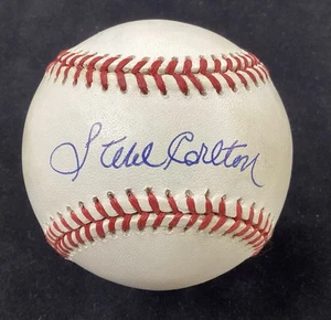 Steve Carlton Signed Baseball OMLB Philadelphia Phillies Autograph TPG #2 - Picture 1 of 6