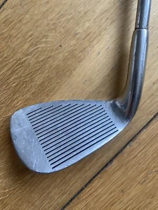 Petron II Mark 4 Golf Club 9 iron - peripheral weighting Junior Size 28” - Picture 1 of 10