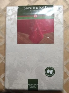 BB & B HOLIDAY JOY Ivory Poinsettia Christmas Damask 60 x 104" Ob Tablecloth NIP - Picture 1 of 4