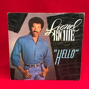 LIONEL RICHIE Hello 1983 UK 7" vinyl Single motown record E - Picture 1 of 3