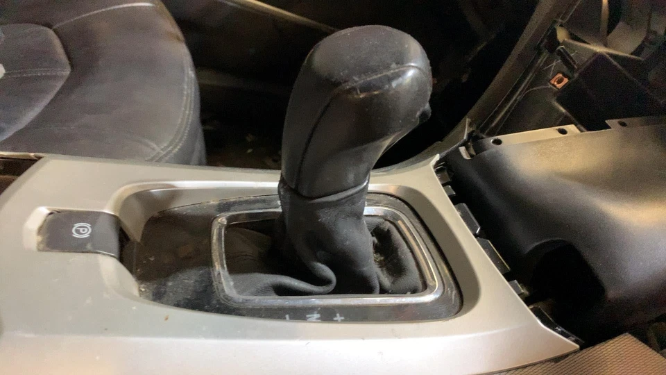 Cadillac CTS cupé segunda palanca de cambios automática 2009 2010 2011 2012 2013 2014 Foto 1 de 1