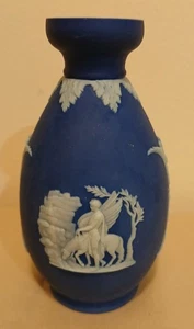 Jarrón Wedgwood azul jaspe pequeño acabado mate  - Imagen 1 de 12
