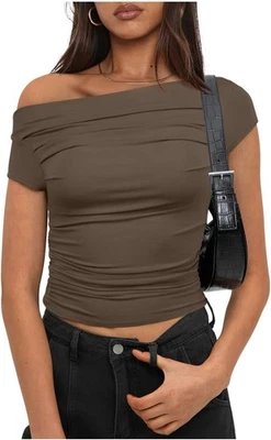 Top corto Darong informal de manga corta con cuello de barco fuera del hombro ajustado acanalado para mujer Foto 1 de 3