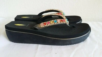 Nuevas sandalias negras brillantes volátiles. Talla 10. RT49. Foto 1 de 4
