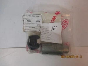 1995-96 Sportage puerta trasera cilindro de bloqueo 0K01H76930 - Imagen 1 de 1