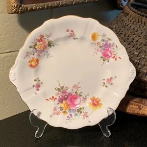 Plato de pastelería o pastel Royal Crown Derby Posies 9 1/2" con mango Inglaterra - impecable - Imagen 1 de 15