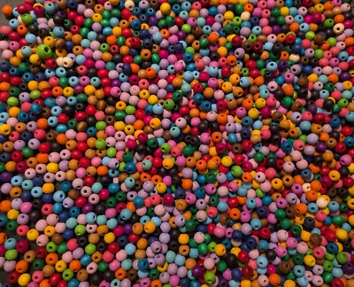 HOLZPERLEN AHORN 1500 Stück 6mm bunter Mix tolle Qualität aus Schwäbisch Gmünd - Bild 1 von 2