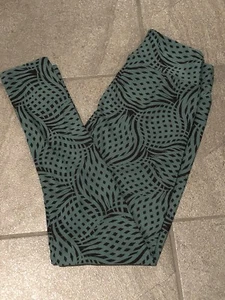 nwt lularoe os One Size leggings  Green And Black Waffle - Picture 1 of 3