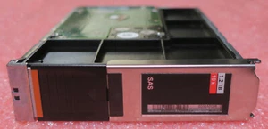 EMC 1.2TB 10k SAS 2.5" Hard Drive HDD 2.5" In 3.5" Caddy 005050086 V4-DS10-012 - Picture 1 of 5