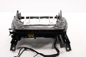 Mercedes A220 V177 2019-2022 asiento delantero derecho ajuste marco de pista OEM A0009103312 - Imagen 1 de 23
