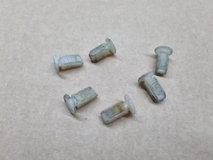 RENAULT 5 GT TURBO REAR DOOR CARD PANEL TRIM FIXING MOUNTING CLIPS PLUGS - Picture 1 of 2