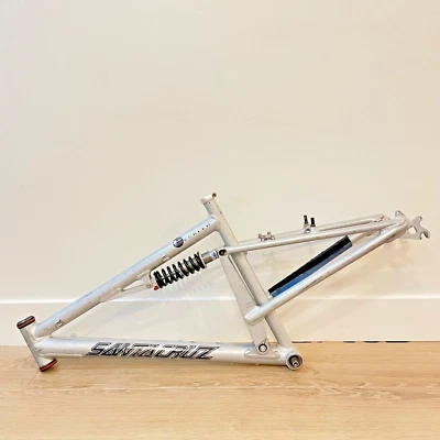Santa Cruz Heckler 1 Full Suspension Frame, 18", Fox Coil Shock, Vintage - Image 1 of 4