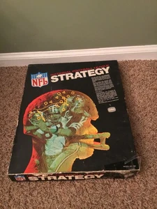 Vintage 1972 Tudor NFL National Football League Strategy Game Near Complete - Picture 1 of 14