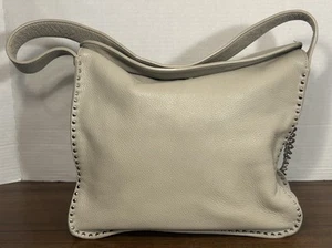 Michael Kors Handbag Astor Studded Beige Leather Chain Messenger Shoulder Bag - Imagen 1 de 13