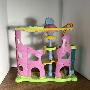 Vintage Littlest Pet Shop Round And Round Playset Playhouse - Picture 1 of 4