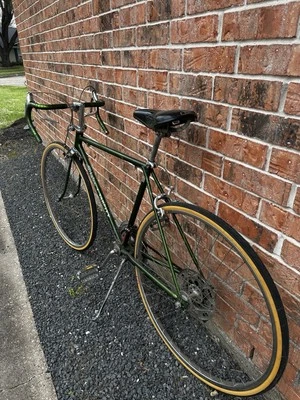🍊Bicicleta verde Schwinn Varsity vintage 1972 10 velocidades | Totalmente restaurada! - Imagem 1 de 4